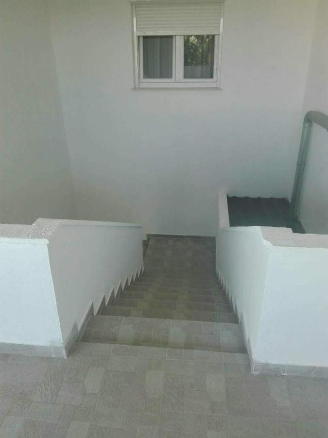 Apartman Vuleta Ražanac Eksteriør billede